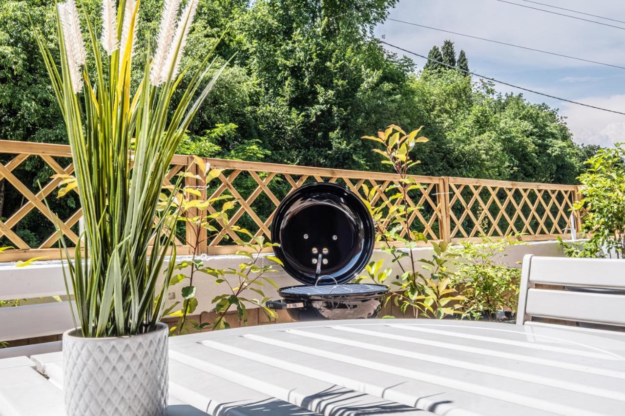 Garda House- Pool-Terrace-Nature-Free Parking ポンティ・スル・ミンチョ エクステリア 写真